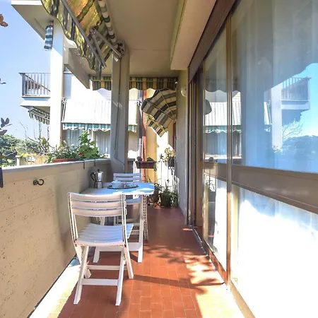 2 Bedroom Gorgeous In *